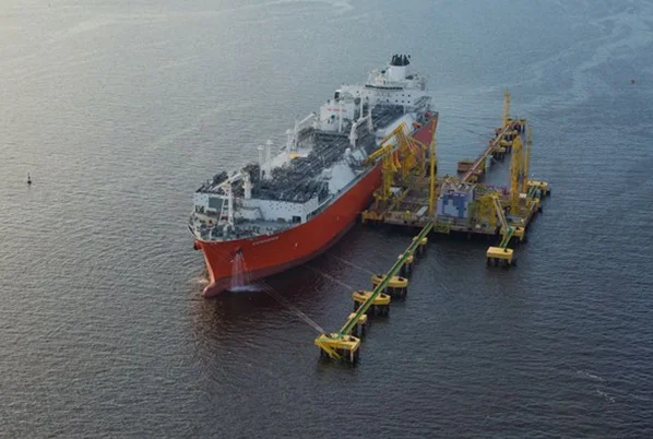 Navio de regaseificação